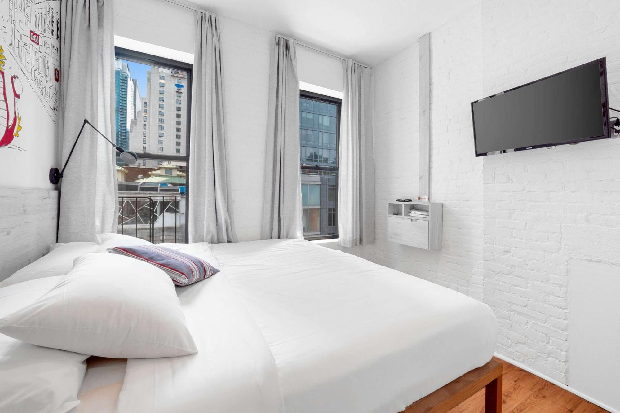 Be Home Hotel Нью-Йорк Экстерьер фото