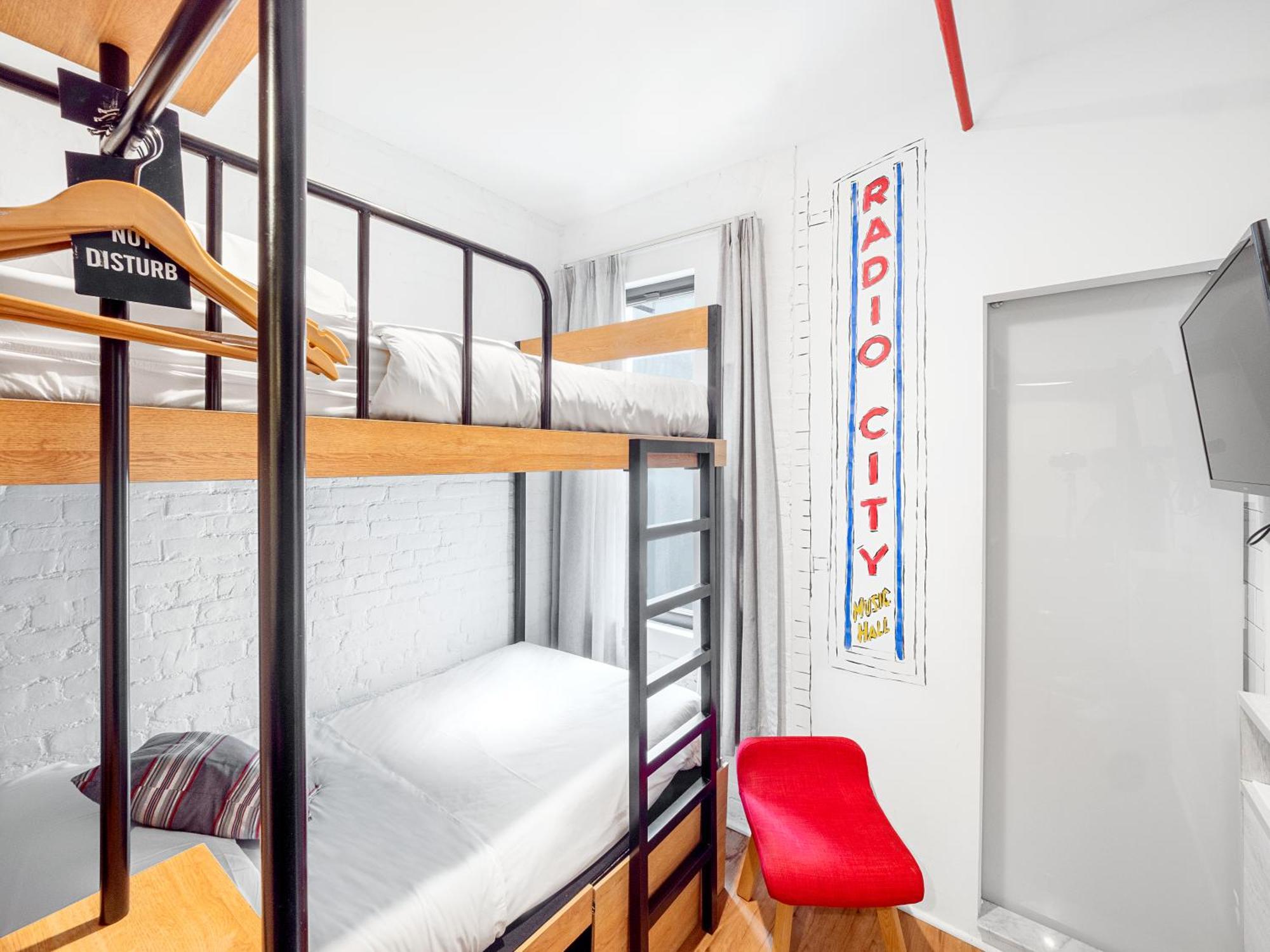 Be Home Hotel Нью-Йорк Экстерьер фото