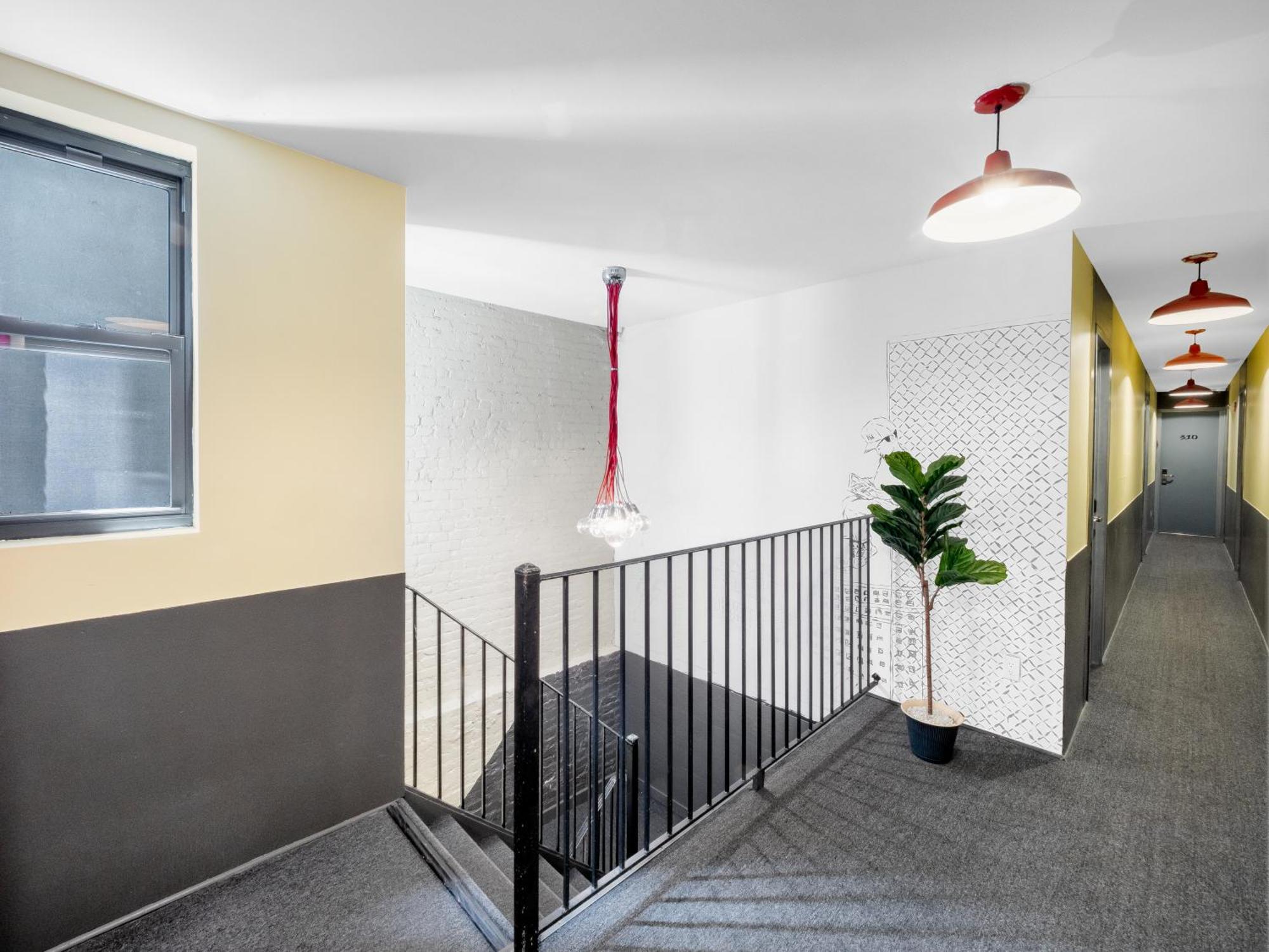 Be Home Hotel Нью-Йорк Экстерьер фото